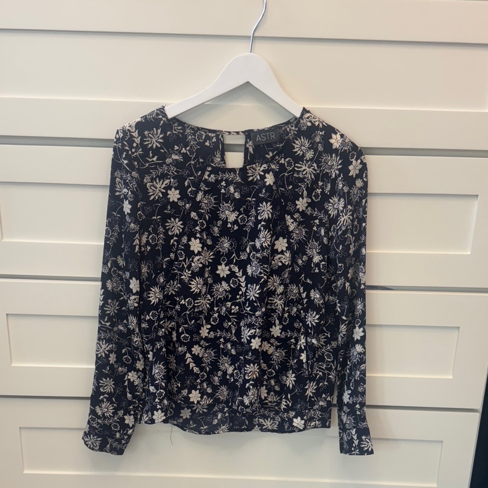 ASTR Black and White Floral Blouse